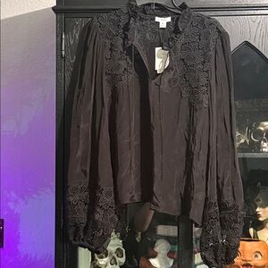 Black Lace Baloon sleeve blouse